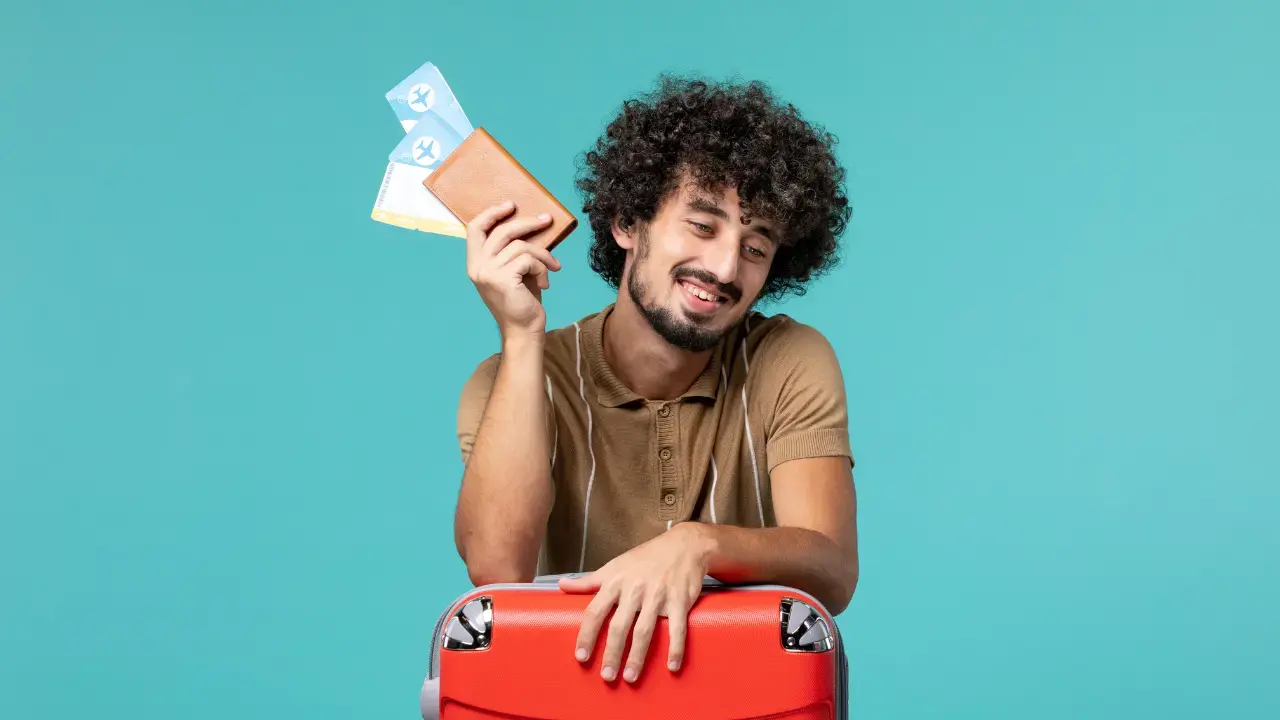 does frontier airlines refund money